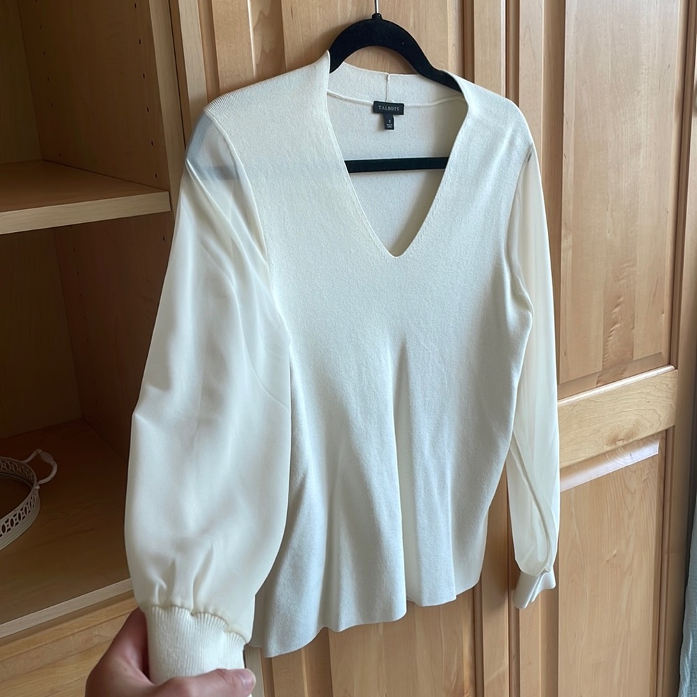 Like-new Talbots Blouse w/ sheer sleeves